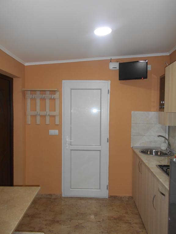 Guesthouse On Benashvili Tiflis Dış mekan fotoğraf
