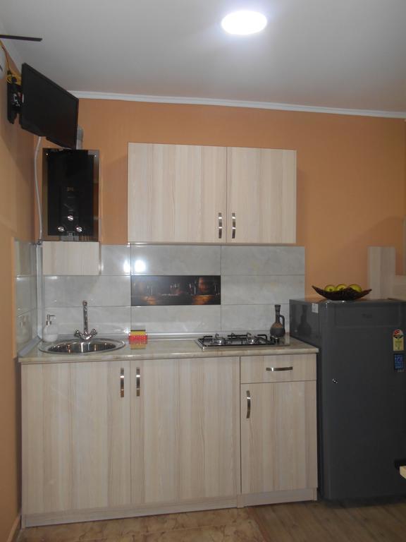 Guesthouse On Benashvili Tiflis Dış mekan fotoğraf